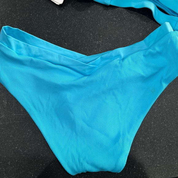 LSpace bikini - Picture 4 of 6